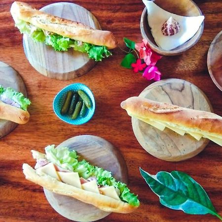 مبيت وإفطار Cafe Des Arts غيلي آير المظهر الخارجي الصورة