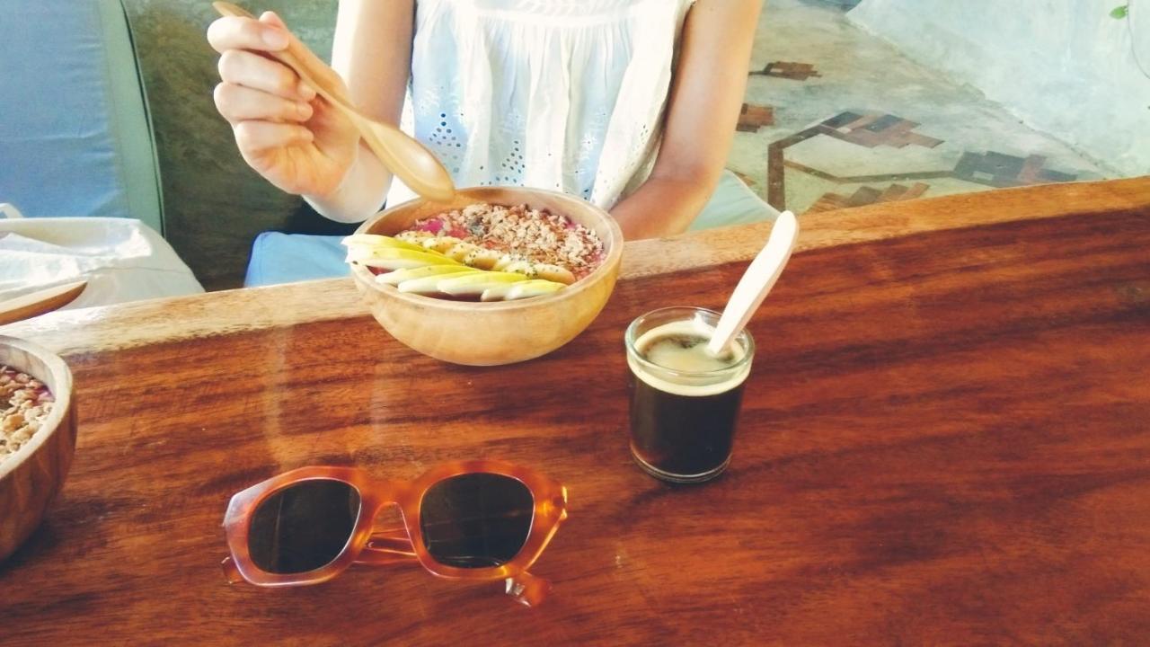 مبيت وإفطار Cafe Des Arts غيلي آير المظهر الخارجي الصورة