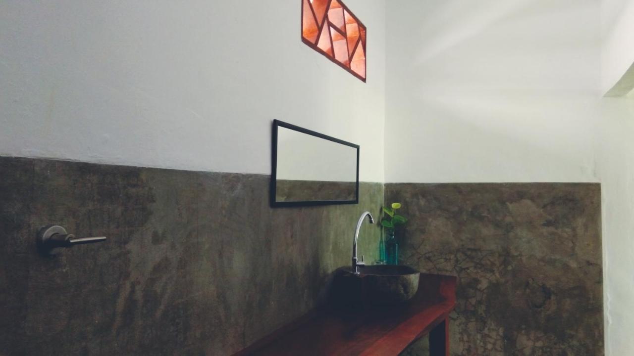مبيت وإفطار Cafe Des Arts غيلي آير المظهر الخارجي الصورة