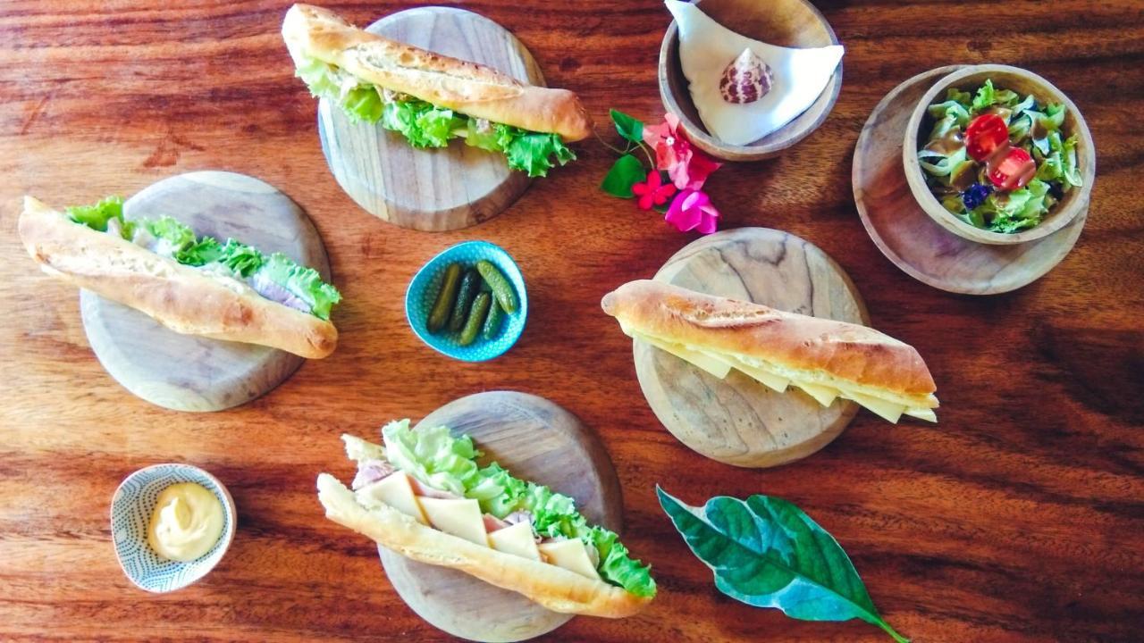 مبيت وإفطار Cafe Des Arts غيلي آير المظهر الخارجي الصورة
