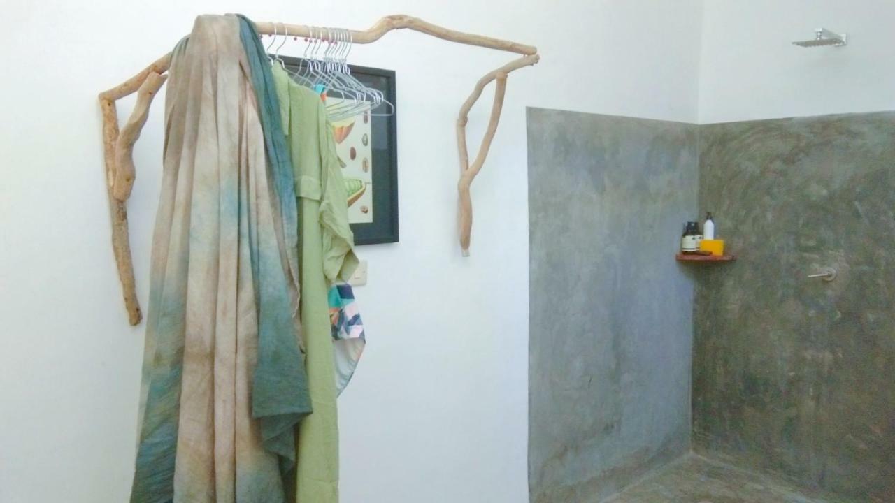مبيت وإفطار Cafe Des Arts غيلي آير المظهر الخارجي الصورة